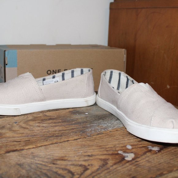 TOMS WOMENS SIZE 7.5 CANVAS SLIP ON SHOES - Picture 4 of 6